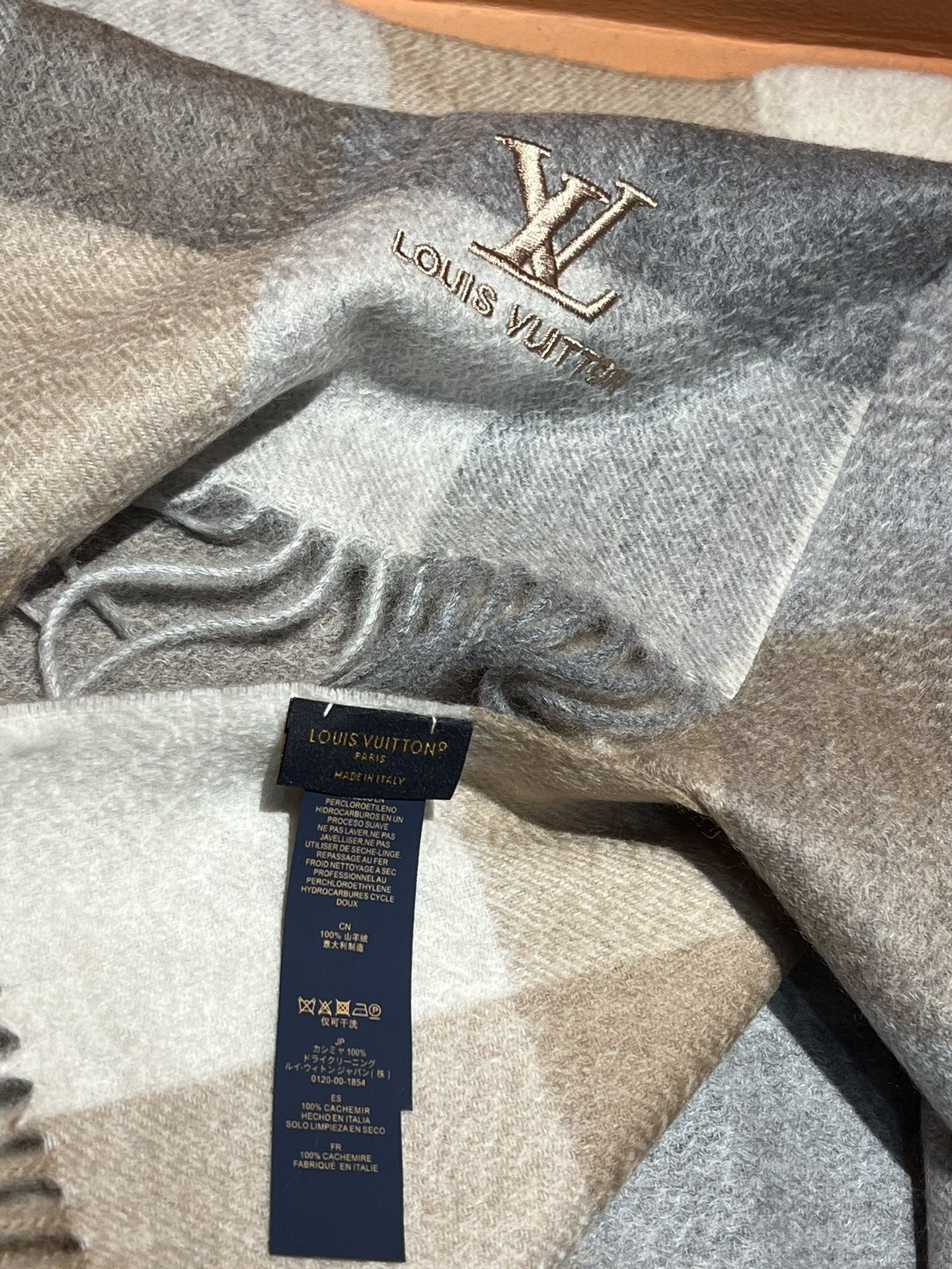 Louis Vuitton Scarf